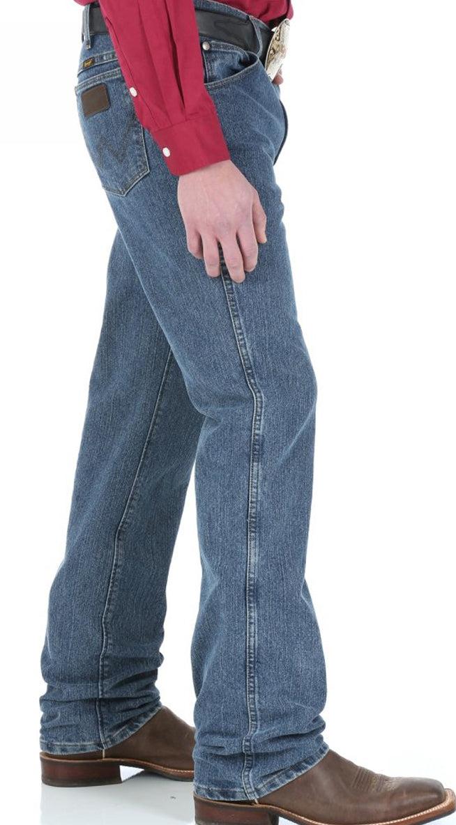 36MACMT Performance Denim Slim Fit Boot Cut Wrangler Mens Jeans