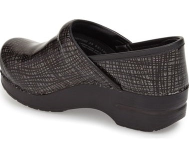 606-910202 Pattern Professional Womens Patent Leather Dansko Clogs