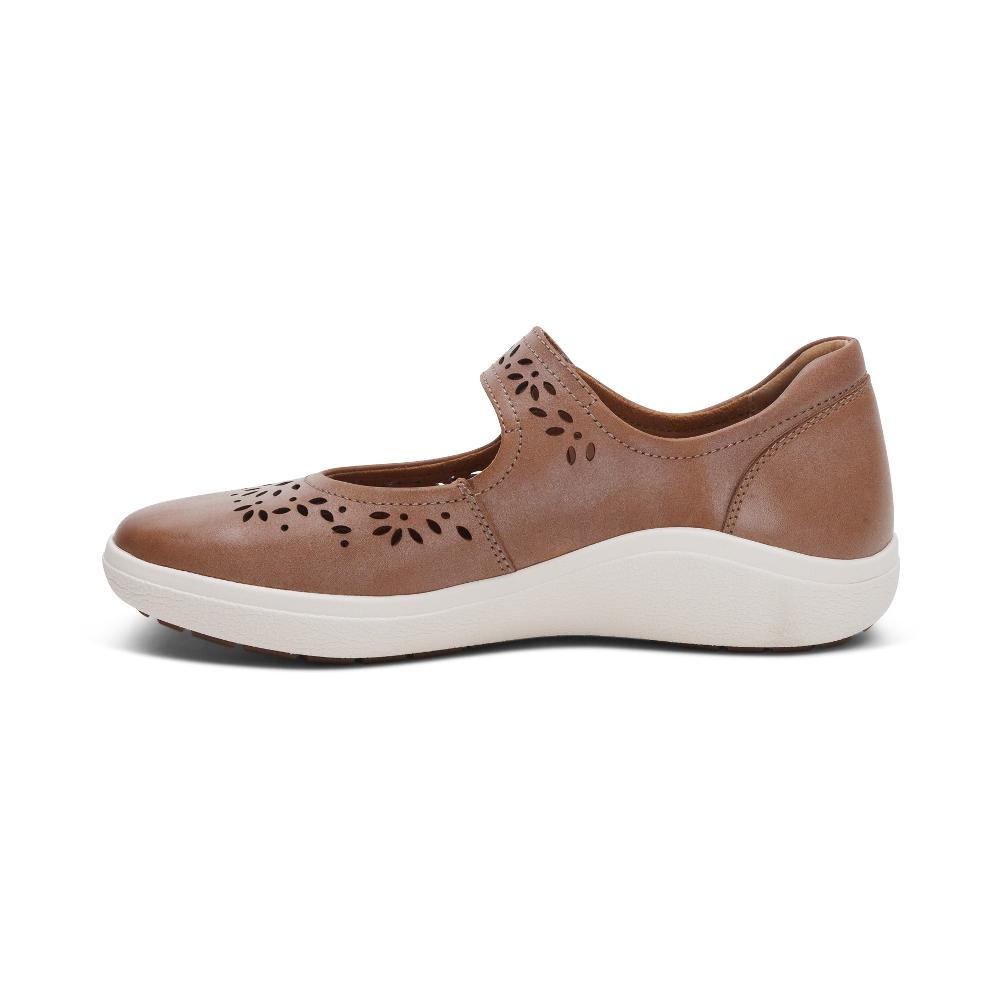 Aetrex Tan Cutout Erica Women's Casual Sneakers CA424
