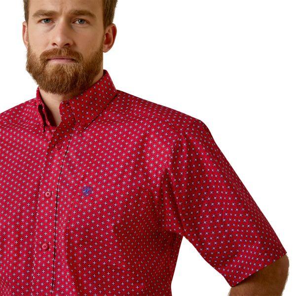 Ariat Red Jeremy Men's Classic Fit Short Sleeve Button Down Shirt 10044898