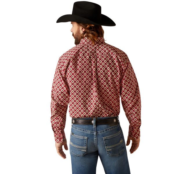 Ariat Tibetan Red Nevil Men's Classic Fit Longsleeve Button Down Shirt 10047383