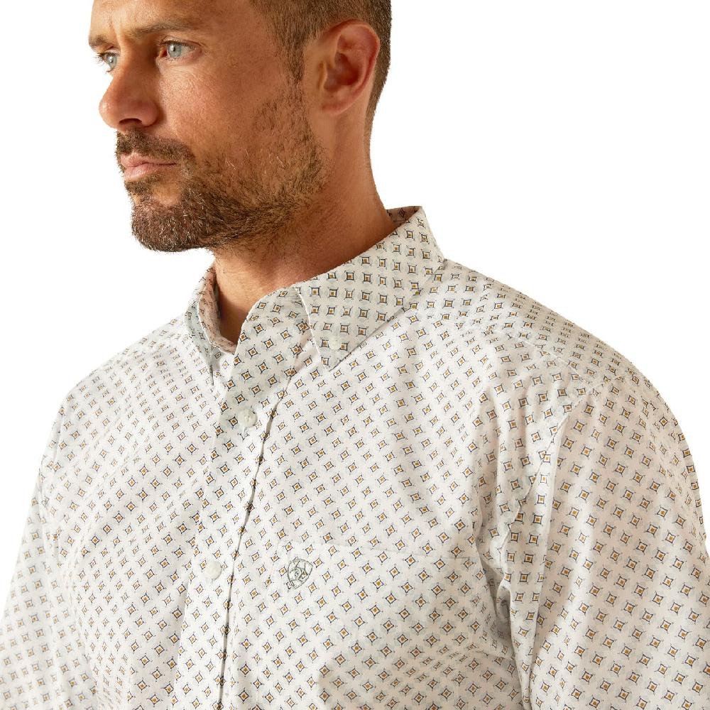 Ariat White With Print Emre Fitted Button Down Men's Short Sleeve Collared Shirt 10051244