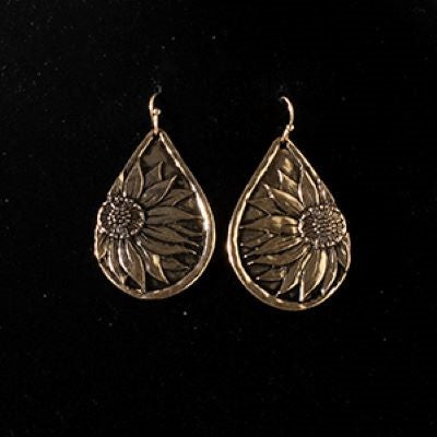 Blazin Roxx Raised Sunflower Ladies' Engraved Earrings 3055735