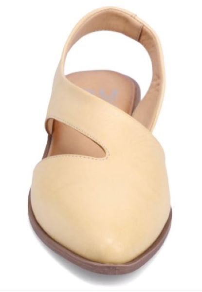 Bueno Chick Bianca Women's Asymmetric Flats B2206