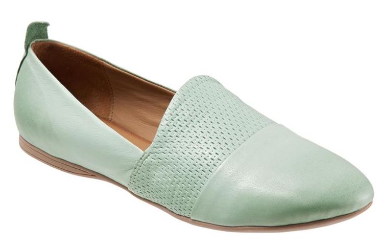 Bueno Pale Green Katy Womens Dress Slip On Shoes B1814