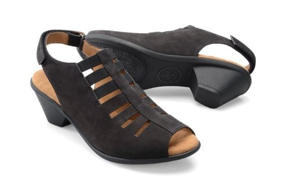 Comfortiva Faye Women's Black Sling Black Strap Open Toe Comfort Sandal 8330041