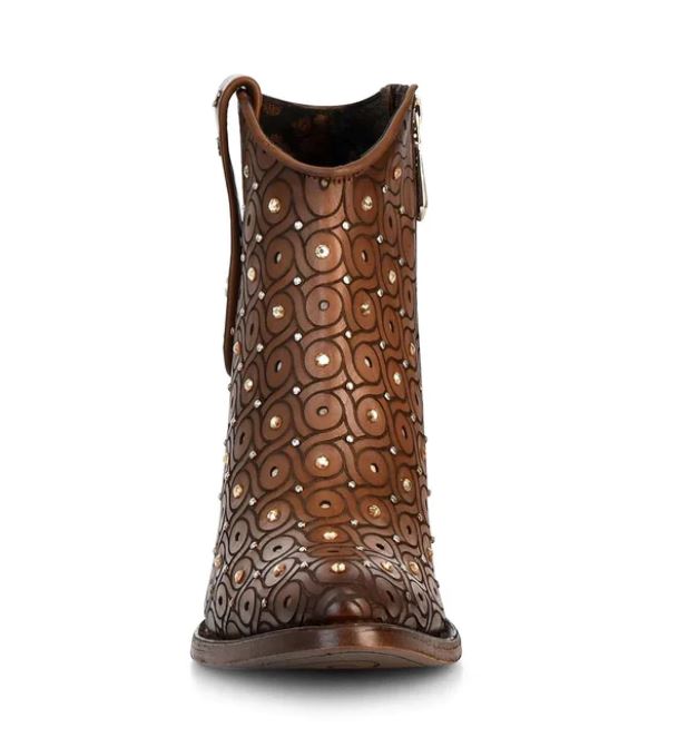 Cuadra Maple Laser With Crystals And Studs Women's 6 Inch Round Toe Western Boots CU481