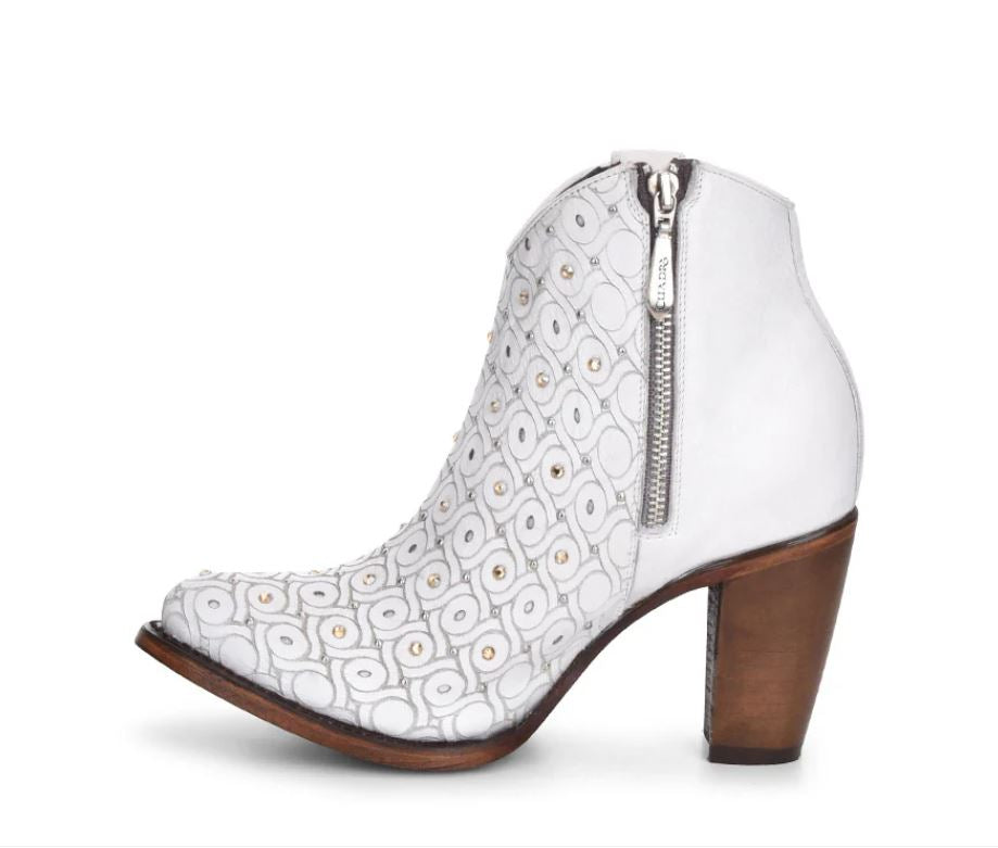 Cuadra White Laser With Crystals R Toe Women's Booties CU482