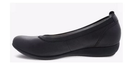 Dansko Black Kristen Milled Nubuck Womens Shoes 4622-020200