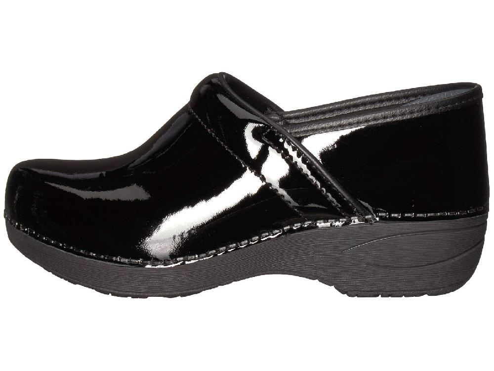 Dansko Black Patent XP 2.0 Womens Closed Back Comfort Clogs 3950-180202