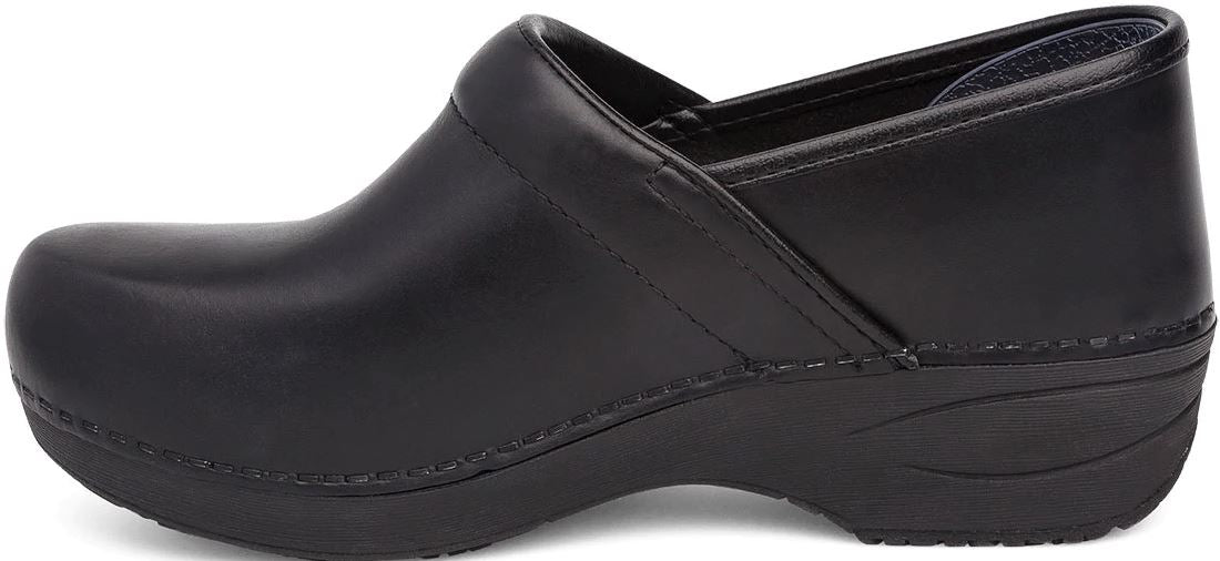 Dansko Black XP 2.0 Womens Closed Back Comfort Clogs 3950-100202