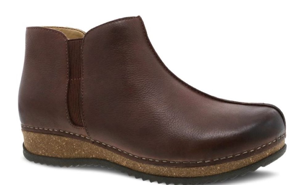 Dansko Brown Waxy Milled Makara Women's Boots 9607-785300