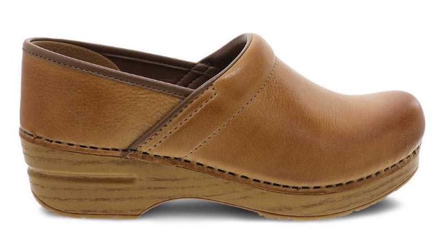 Dansko Professional Honey Distressed Womens Comfort Clogs 306-581464