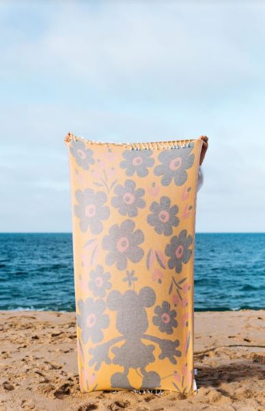 Disney x Sand Cloud Sunflower Gold Minnie Daisy 37 x 67 Beach Towel DIU22TOW015SUNR