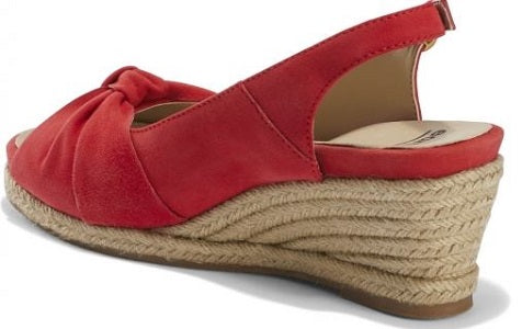 Earth Shoes Women's Spicy Red Thara Bermuda Comfort Sandal BERMUDA-RED