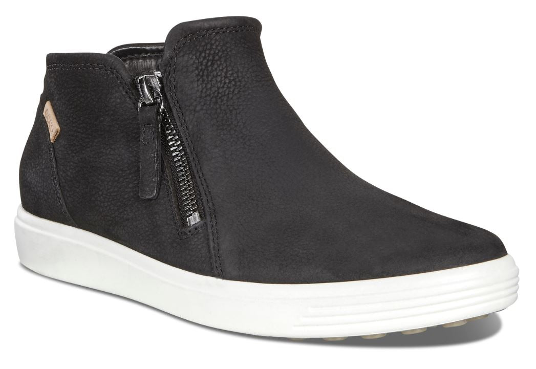 Ecco Black/Powder Soft 7 Womens Low Booties 430243-50263