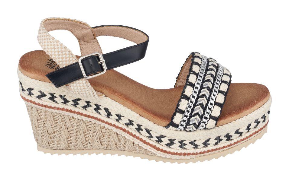 Good Choice Black Cheri Platform Wedge Sandals