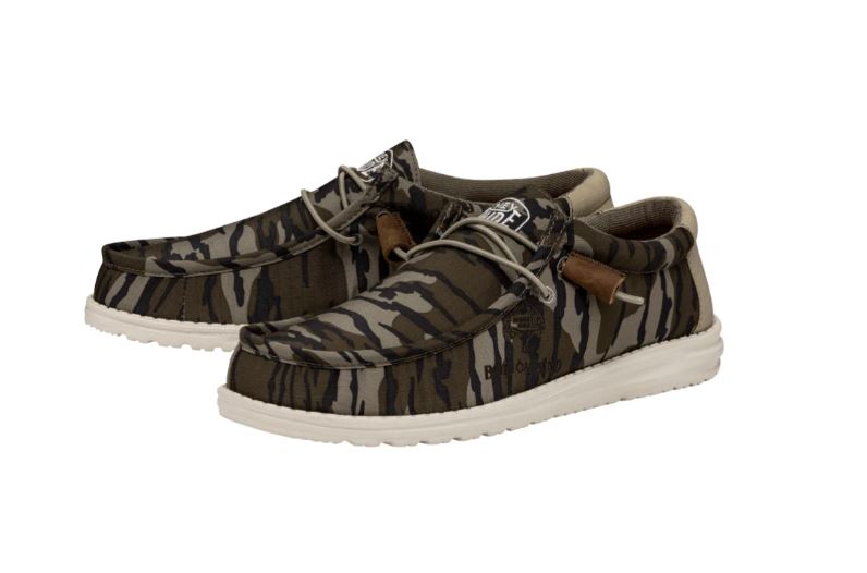 Hey Dude Bottomland Wally Mossy Oak OBL Men's Camo Casual Shoes 40586-960