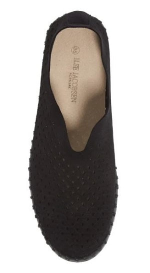Isle Jacobsen Tulip 139 Women's Black/Black Perforated Slip-On Comfort Shoe