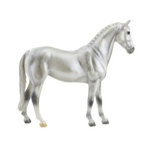 Breyer Pearly Grey Trakehner 960