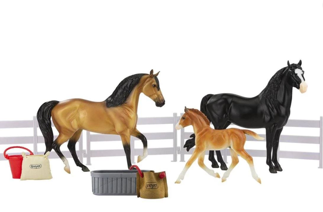 Breyer Spanish Mustang Family 5490