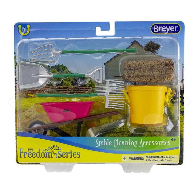 Breyer Stable Cleaning Accesories 61074