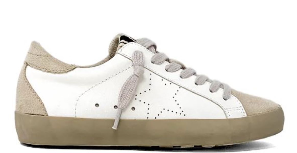 Mia White Sneakers in Youth Sizes 402-100