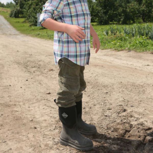 Muck Black Kid's Chore 11inch Boots KCH-000