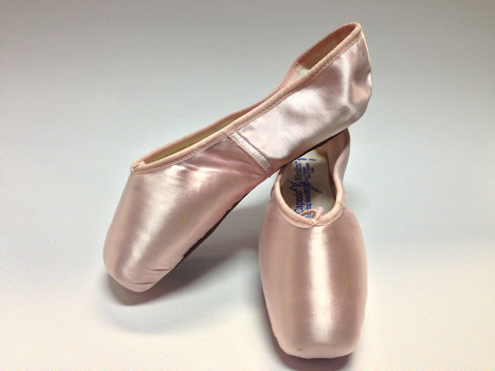 N155 Nicolini Pointe Shoes