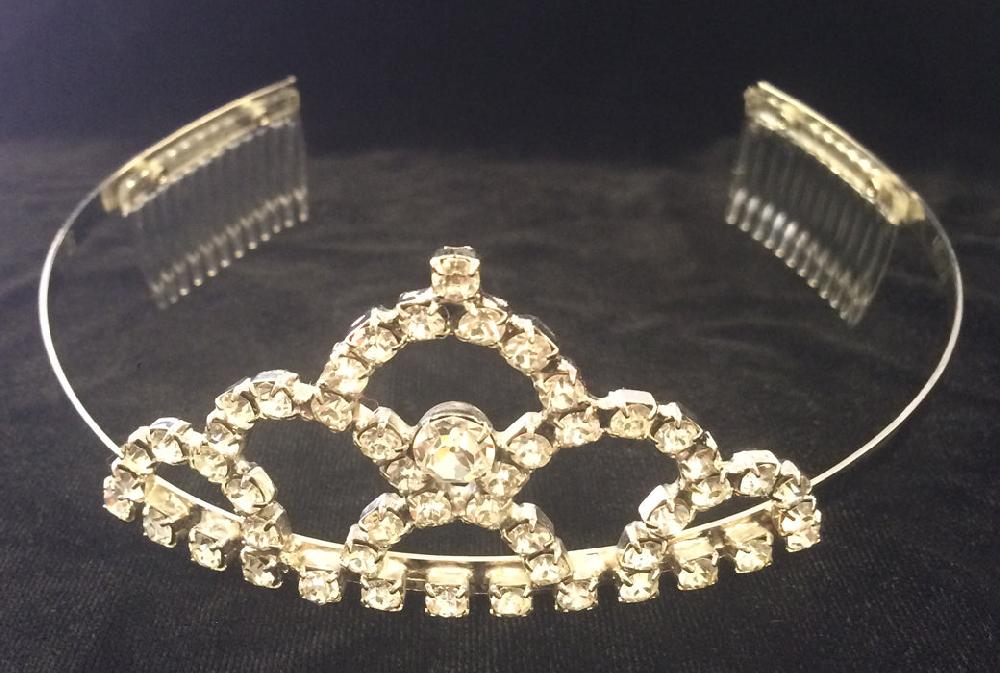T-73 6 CURVED MOUND TIARA