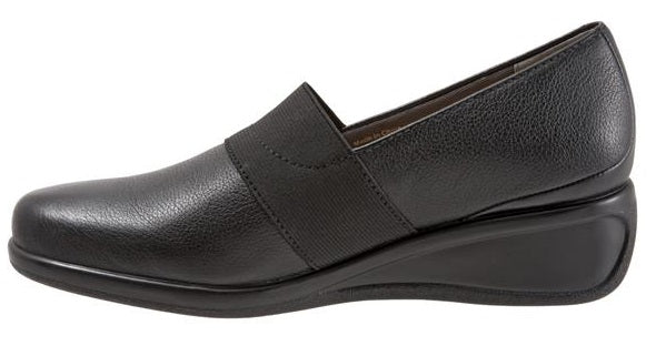 Marley Slip On Wedge Elastic Goring Comfort Trotters Womens Shoes