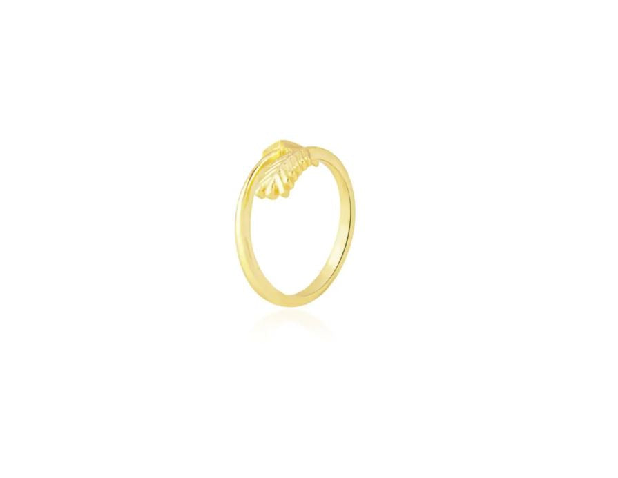 Myra Bag Eternal Looped Arrow Gold Tone Ring S-8331