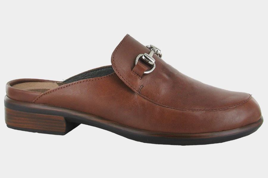 Naot Soft Chestnut Leather Halny Womens Mule Shoes 26014-ED0