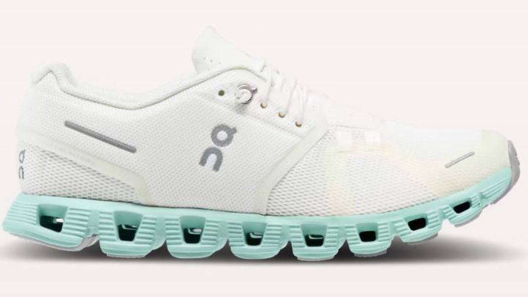 On Undyed-White/Creek Cloud 5 Women's Athletic Shoes 59.98368