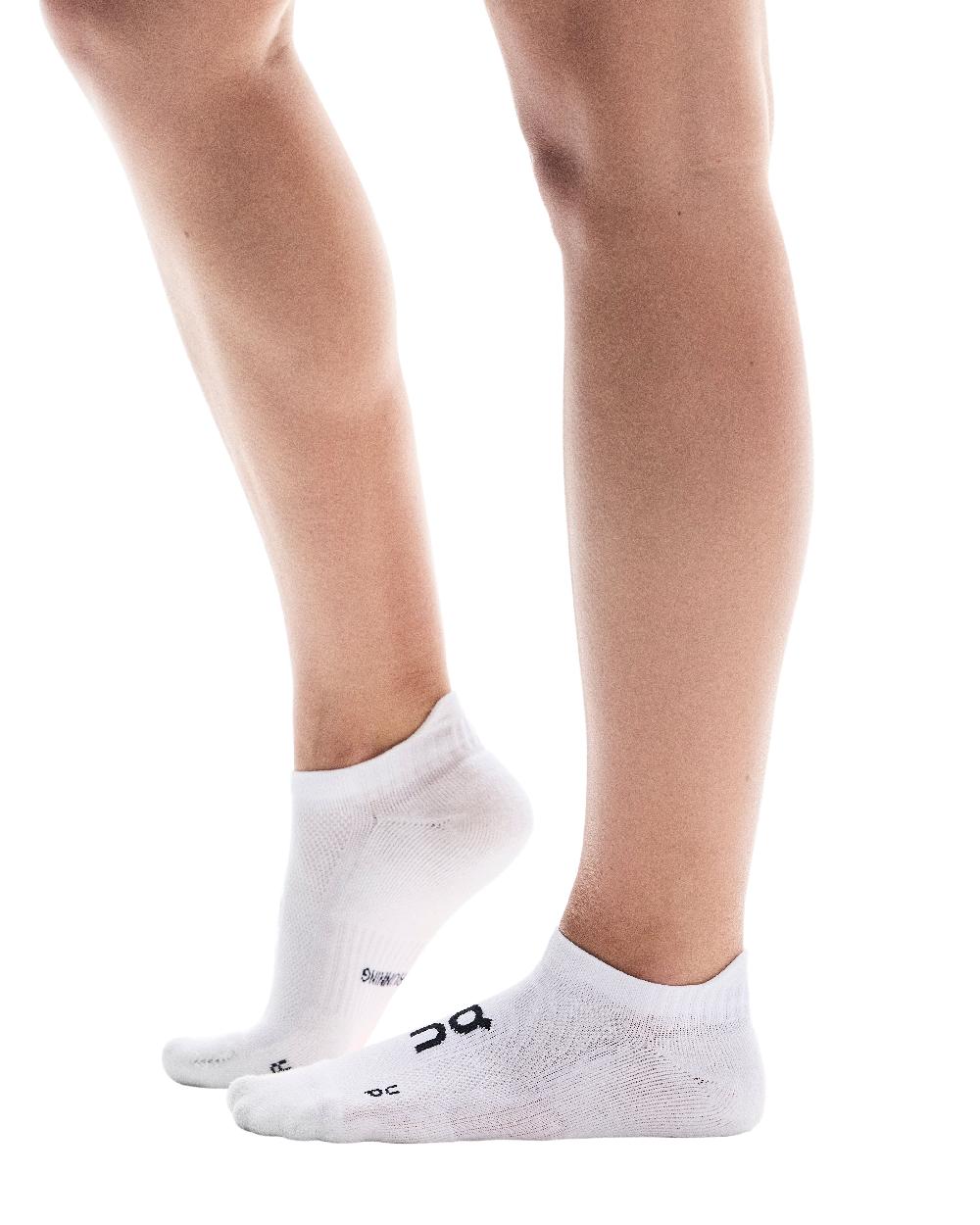 On White Core Run Socks Low 2P (2 Pairs) 2UF10080069