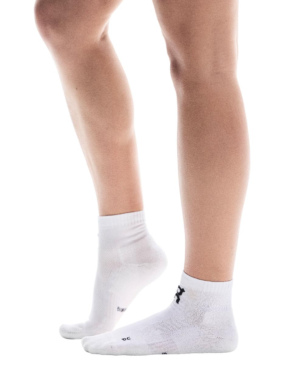 On White Core Run Socks Mid 2P (2 Pair) 2UF10070069