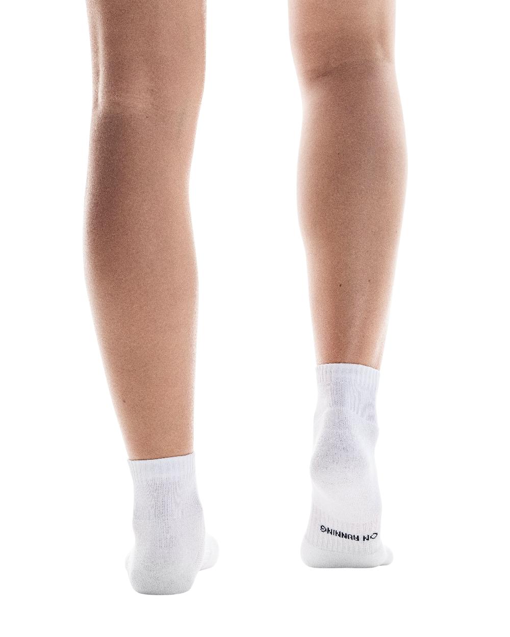 On White Core Run Socks Mid 2P (2 Pair) 2UF10070069