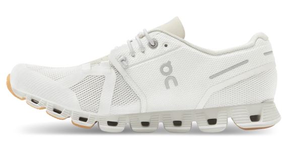 On White/Sand Cloud Womens Running Shoes 19.99521