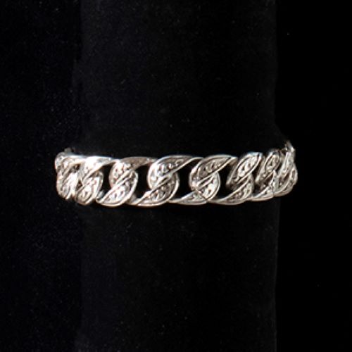 Silver Strike Antique Silver Men's Chainlink Braclet D4710636