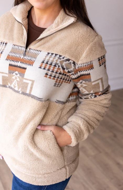 Southern Grace Beige And Aztec Womens Sherpa 9111E