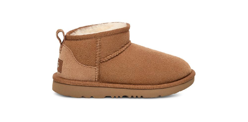 Ugg Chestnut Ultra Mini Big Kids (sizes 13-6 approx. ages 6-10 years old) Boots 1130750K-CHE