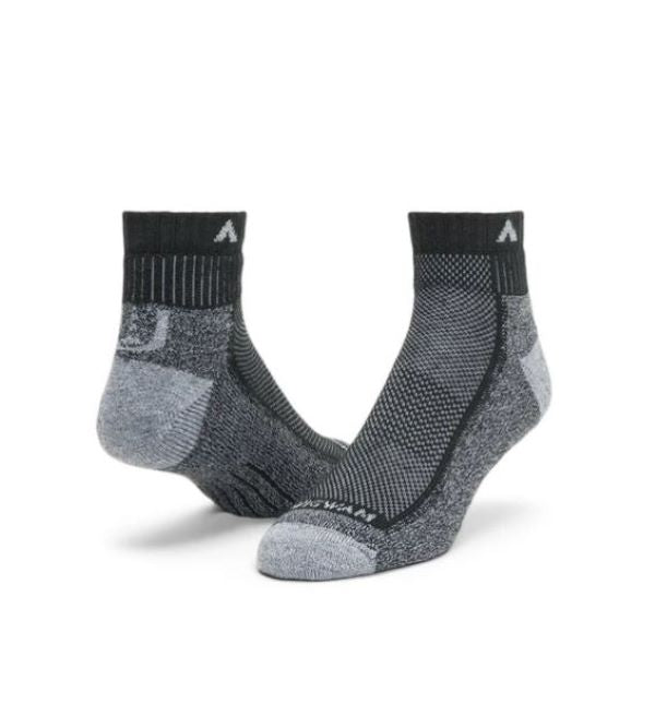 Wigwam Black and Grey Cool Lite Hiker Quarter Socks F6066-198