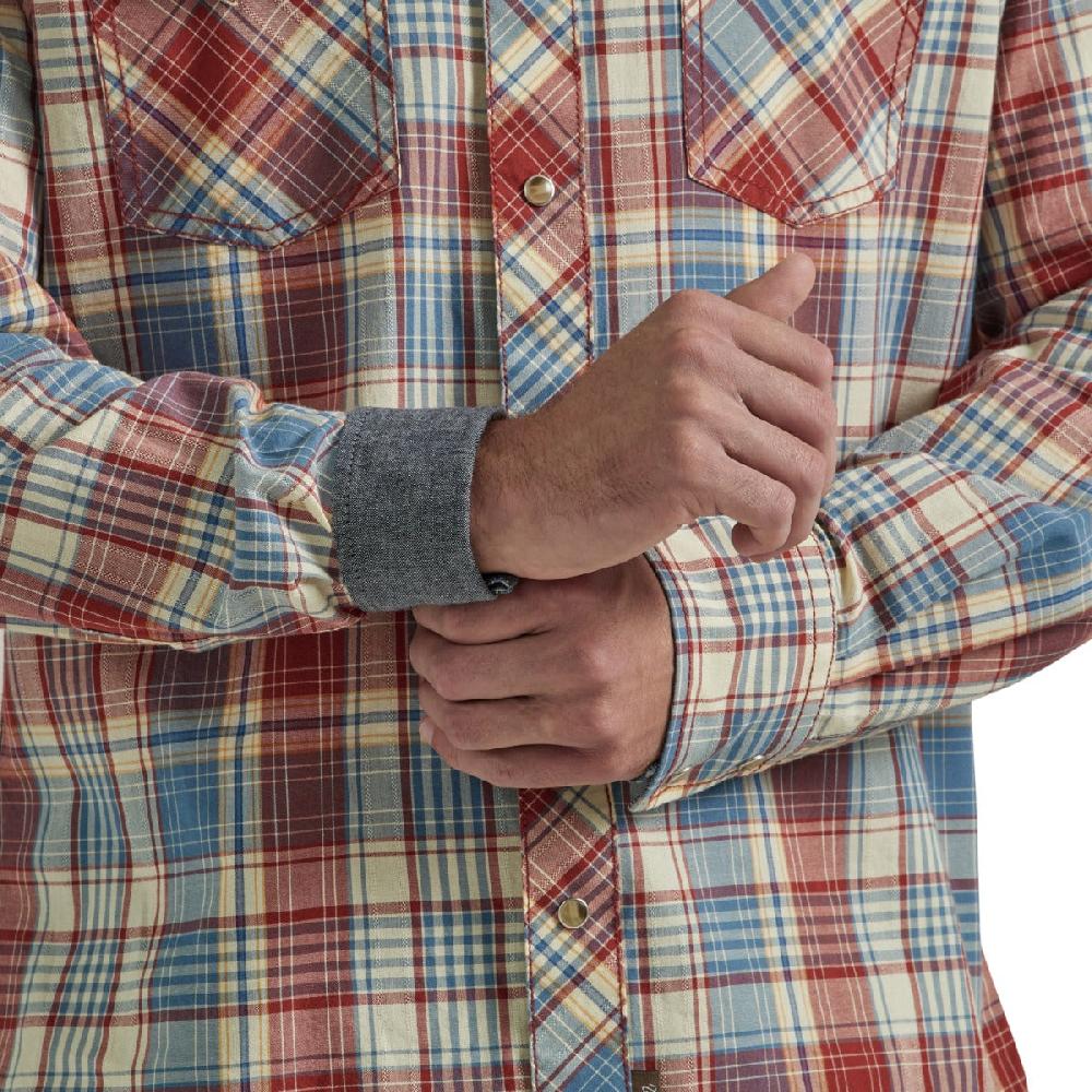 Wrangler America Plaid Retro Premium Men's Collared Longsleeve Snap Shirt 112346601