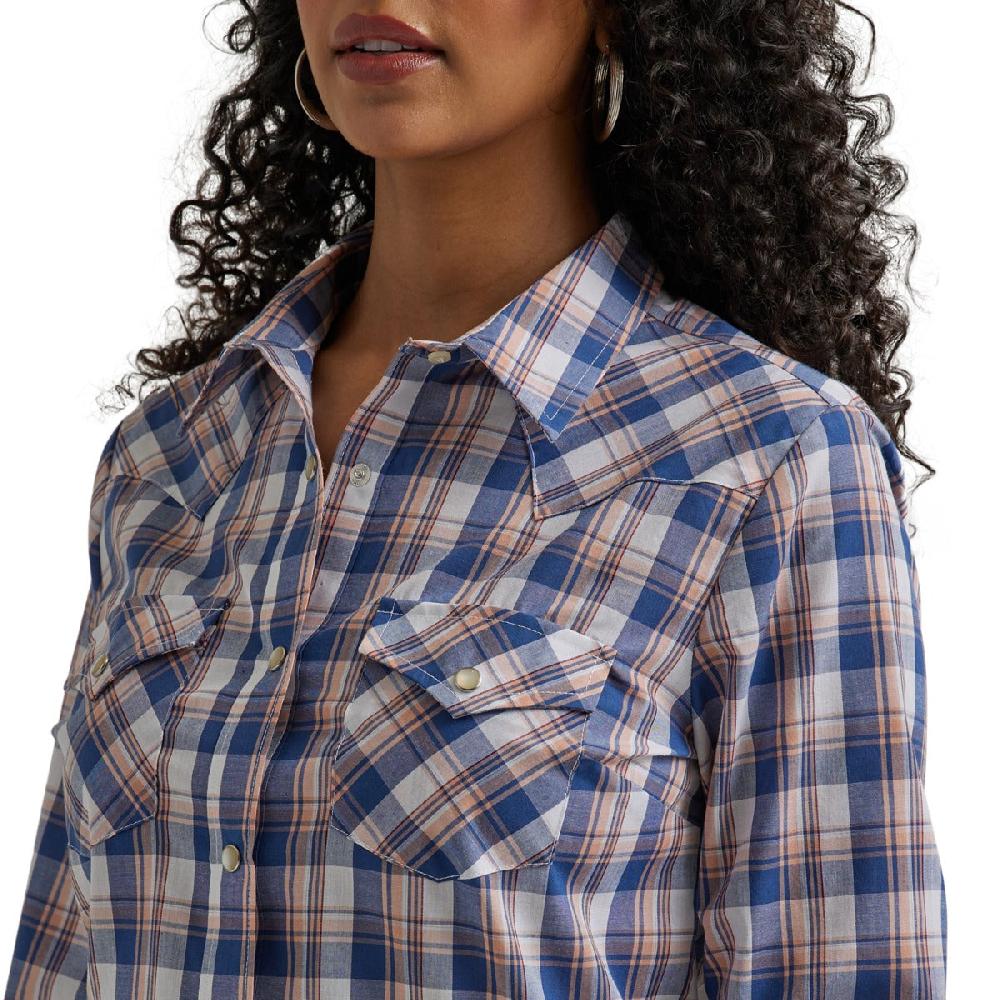 Wrangler Anthem Blue Plaid Women's Collared Long Sleeve Essential Snap Top 112344637