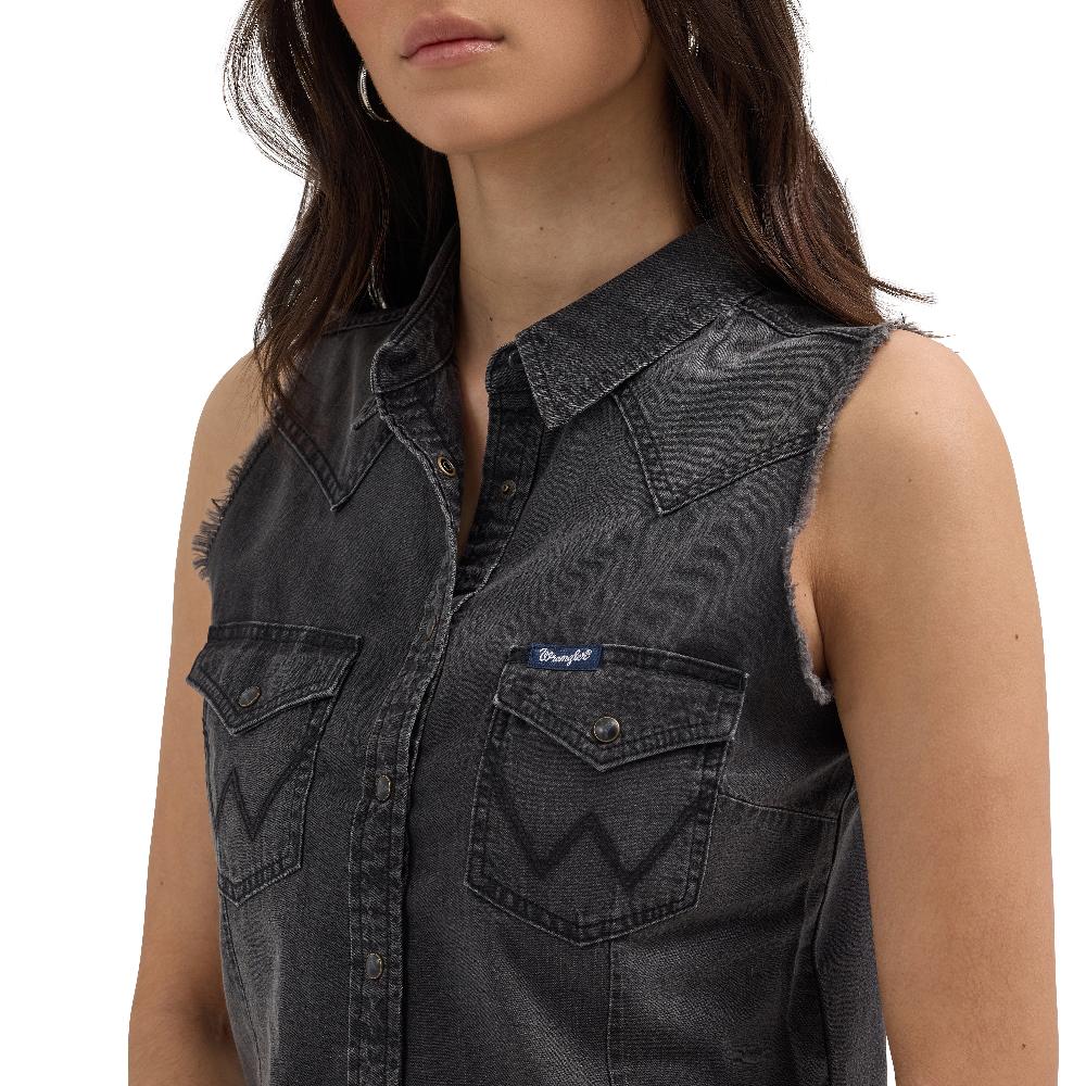 Wrangler Black Fray Women's Frayed Denim Crop Western Snap Tank 112362281