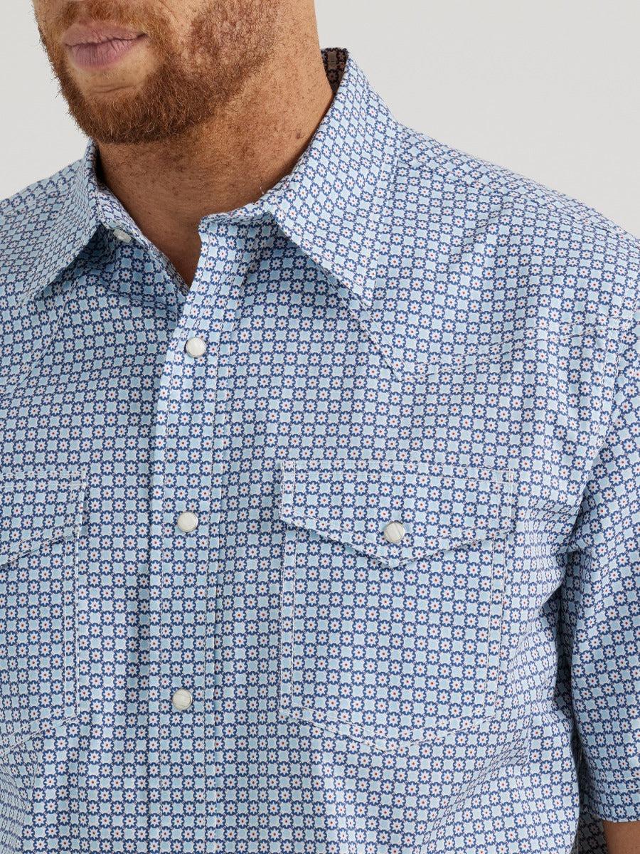 Wrangler Black Sea Square Print 20X Competition Advanced Comfort Short Sleeve Snap Shirt 112346043