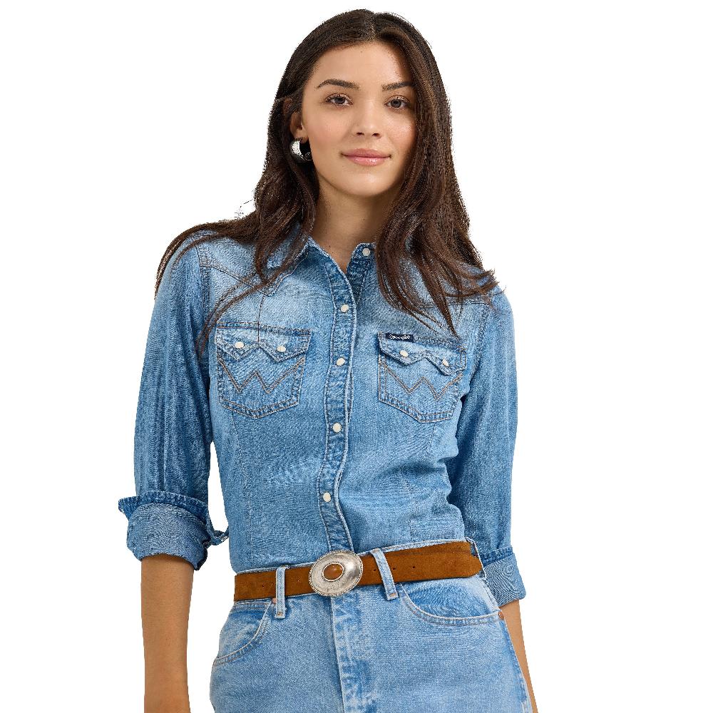 Wrangler Blue Denim Retro Denim Women's Long Sleeve Snap Shirt 112367313