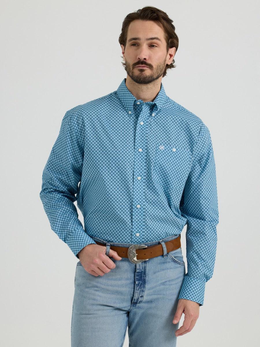 Wrangler Classics Blue with Print Men's Long Sleeve Collared Button Down Shirt 112344263