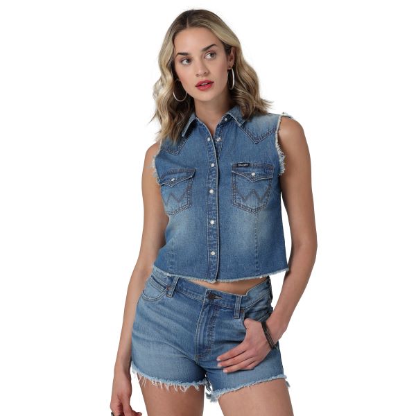 Wrangler Denim Sleeveless Frayed Women's Crop Shirt 112332237
