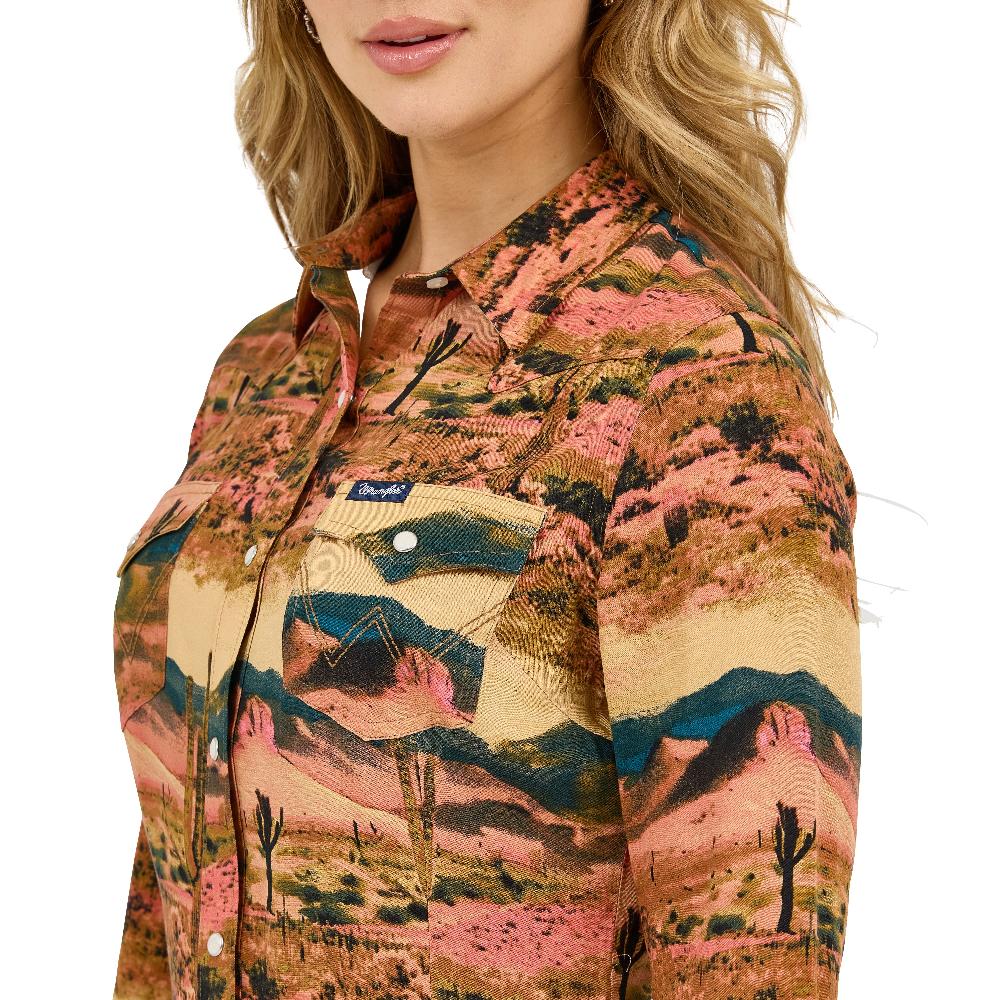 Wrangler Desert Tan Women's Desert Print Collared Longsleeve Western Snap Top 112371687
